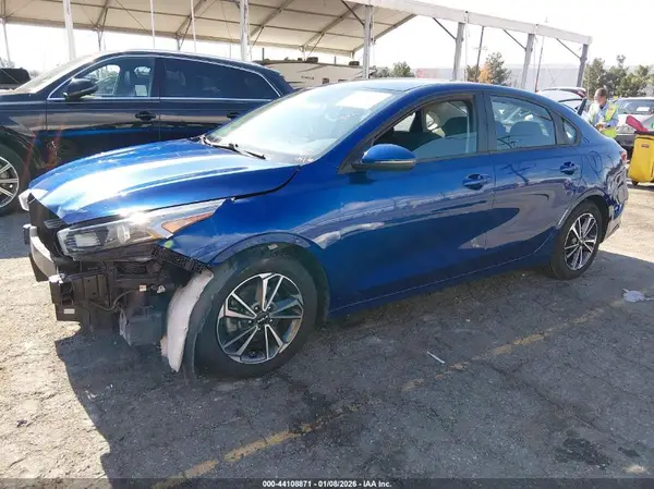3KPF24AD1NE475863 2022 KIA FORTE - Image 2