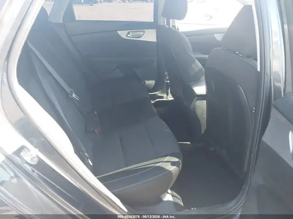 3KPF24AD1NE477967 2022 KIA FORTE - Image 8