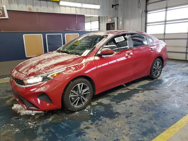 3KPF24AD1NE478018 2022 KIA FORTE - Image 1