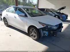 3KPF24AD1NE478875 2022 KIA FORTE