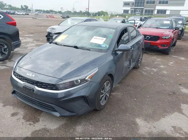 3KPF24AD1NE481422 2022 KIA FORTE - Image 2