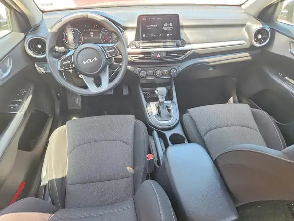 3KPF24AD1NE481713 2022 KIA FORTE - Image 8
