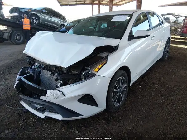 3KPF24AD1NE482019 2022 KIA FORTE - Image 2