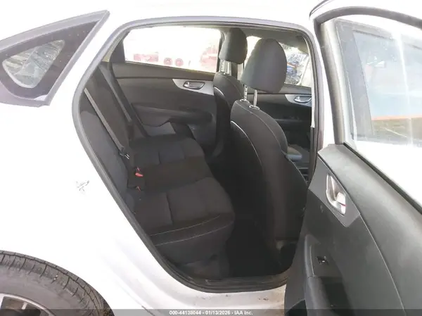 3KPF24AD1NE482019 2022 KIA FORTE - Image 8