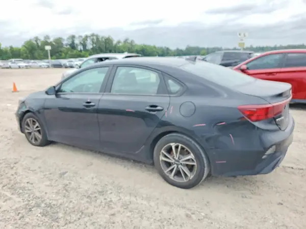 3KPF24AD1NE483171 2022 KIA FORTE - Image 2