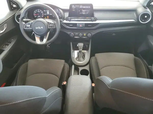 3KPF24AD1NE484417 2022 KIA FORTE - Image 8