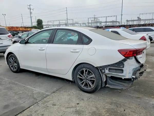 3KPF24AD1NE487026 2022 KIA FORTE - Image 2
