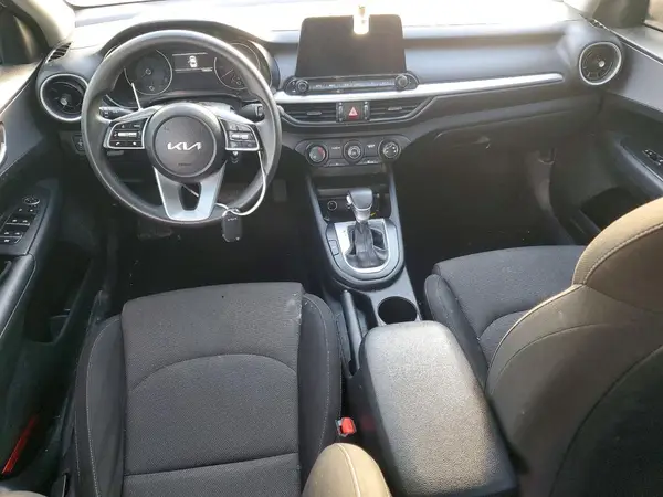 3KPF24AD1NE487902 2022 KIA FORTE - Image 8