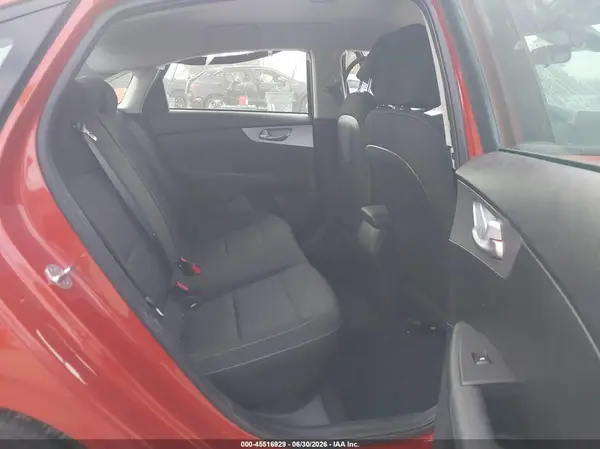 3KPF24AD1NE491545 2022 KIA FORTE - Image 8