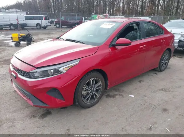 3KPF24AD1NE495398 2022 KIA FORTE - Image 2