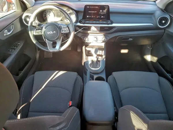 3KPF24AD1NE495790 2022 KIA FORTE - Image 8