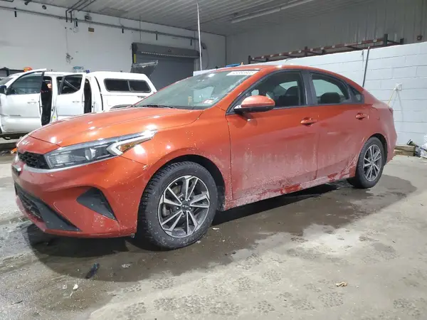 3KPF24AD1NE496051 2022 KIA FORTE - Image 1