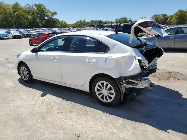 3KPF24AD1NE497703 2022 KIA FORTE - Image 2