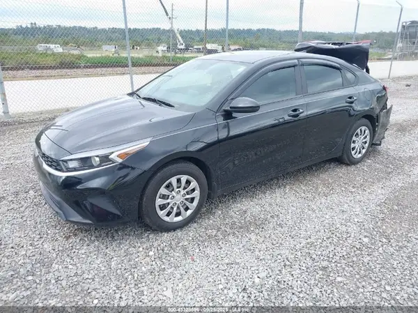 3KPF24AD1NE499368 2022 KIA FORTE - Image 2