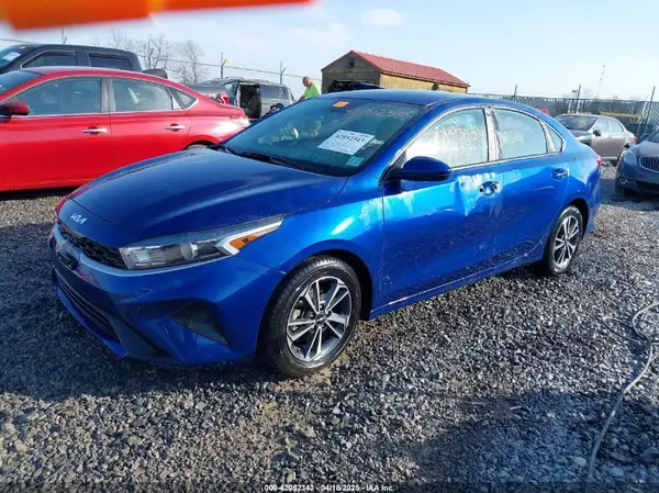 3KPF24AD1NE500860 2022 KIA FORTE - Image 2