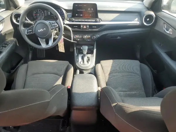 3KPF24AD1NE501412 2022 KIA FORTE - Image 8