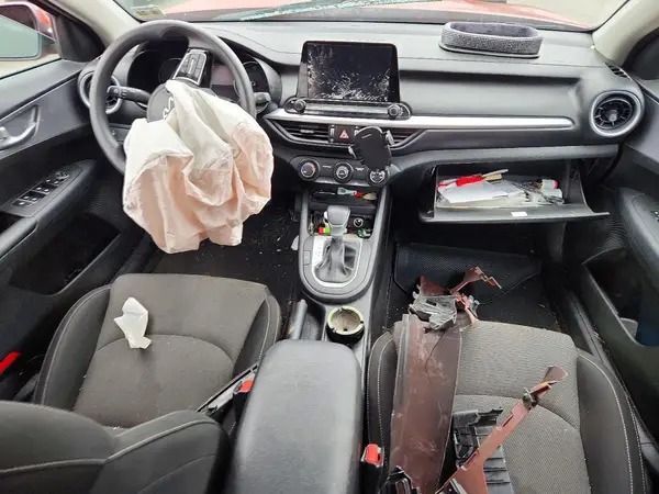 3KPF24AD1PE504717 2023 KIA FORTE - Image 8