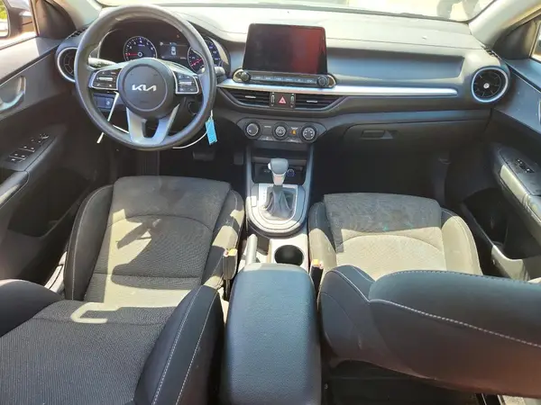 3KPF24AD1PE506306 2023 KIA FORTE - Image 8