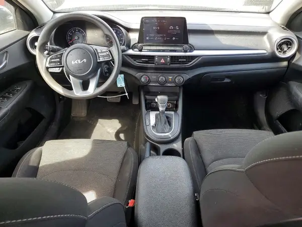 3KPF24AD1PE509366 2023 KIA FORTE - Image 8