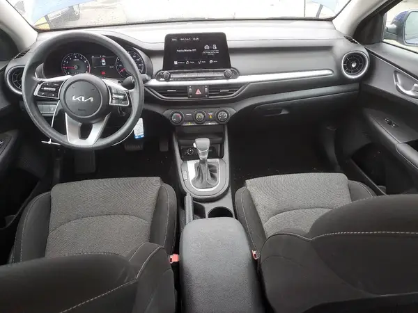 3KPF24AD1PE518133 2023 KIA FORTE - Image 8