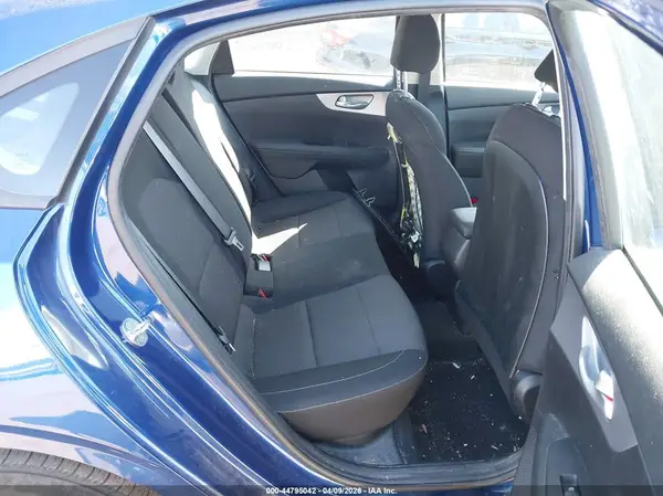 3KPF24AD1PE519301 2023 KIA FORTE - Image 8