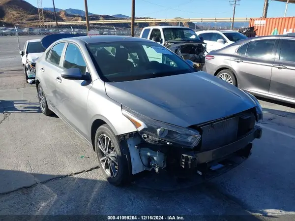 3KPF24AD1PE520089 2023 KIA FORTE - Image 1