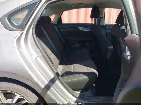 3KPF24AD1PE520190 2023 KIA FORTE - Image 8
