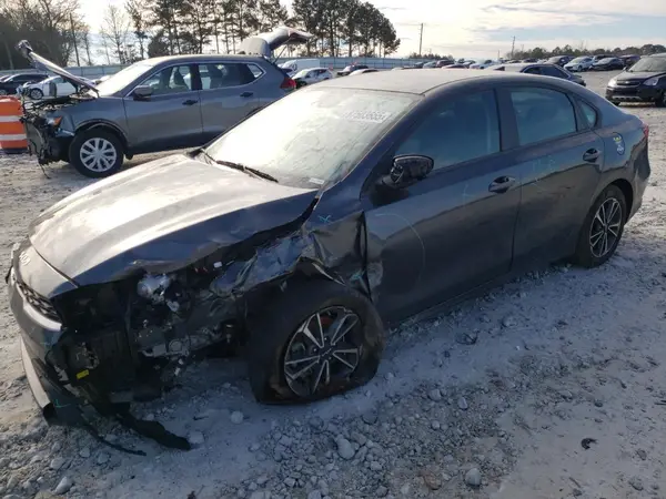 3KPF24AD1PE524546 2023 KIA FORTE - Image 1