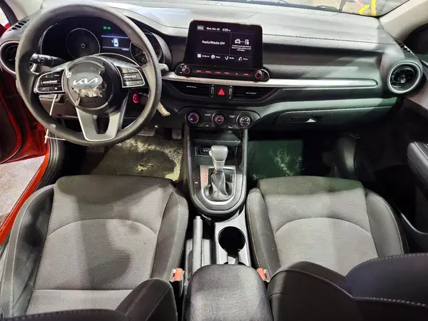 3KPF24AD1PE524613 2023 KIA FORTE - Image 8