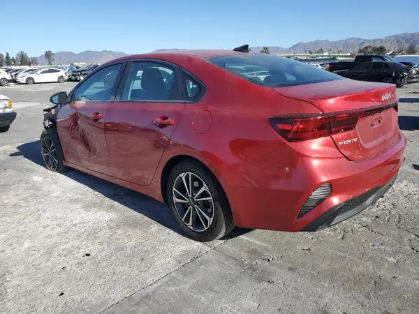 3KPF24AD1PE527740 2023 KIA FORTE - Image 2