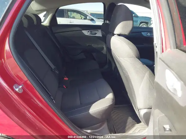 3KPF24AD1PE543517 2023 KIA FORTE - Image 8