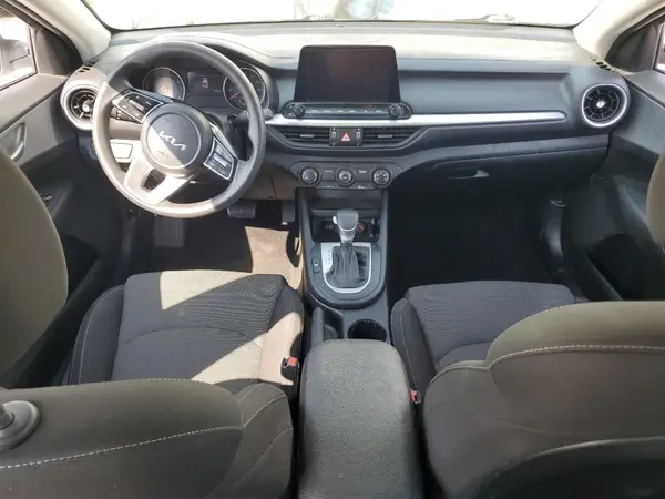 3KPF24AD1PE545199 2023 KIA FORTE - Image 8