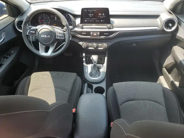 3KPF24AD1PE548877 2023 KIA FORTE - Image 8