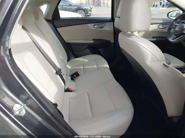 3KPF24AD1PE553139 2023 KIA FORTE - Image 8