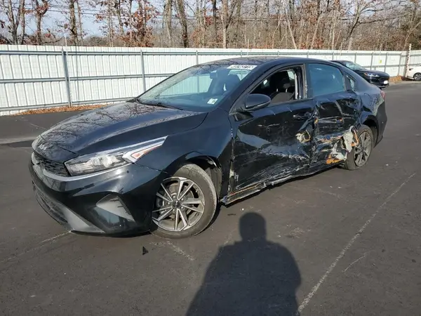 3KPF24AD1PE553769 2023 KIA FORTE - Image 1