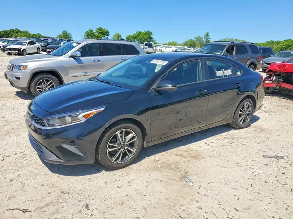 3KPF24AD1PE553903 2023 KIA FORTE - Image 1