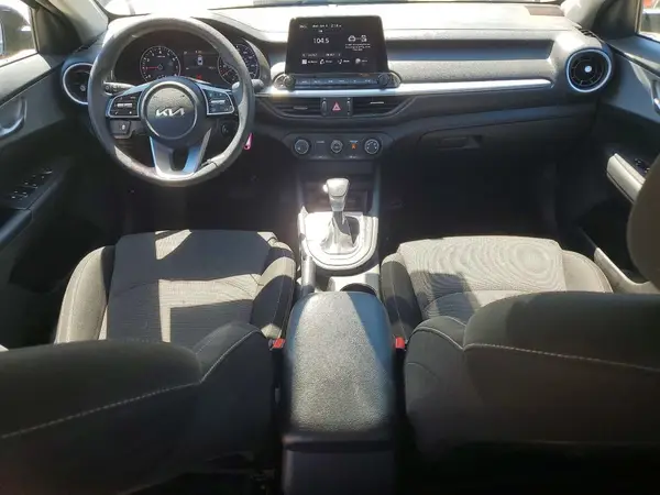 3KPF24AD1PE553903 2023 KIA FORTE - Image 8
