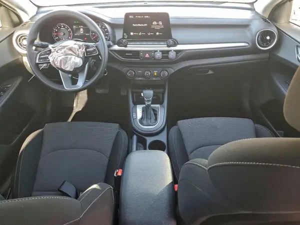 3KPF24AD1PE556638 2023 KIA FORTE - Image 8