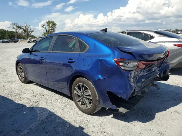3KPF24AD1PE564108 2023 KIA FORTE - Image 2