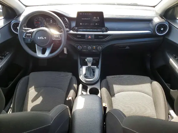 3KPF24AD1PE565534 2023 KIA FORTE - Image 8