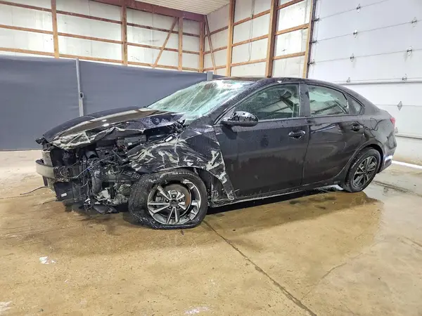 3KPF24AD1PE567252 2023 KIA FORTE - Image 1