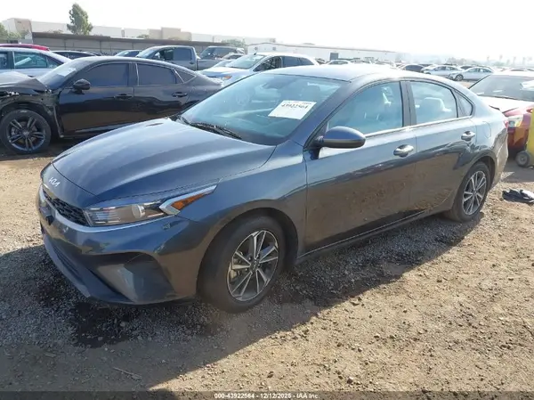3KPF24AD1PE569518 2023 KIA FORTE - Image 2