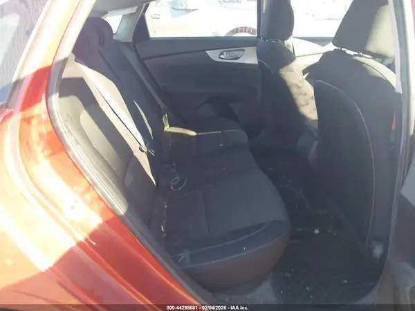 3KPF24AD1PE569910 2023 KIA FORTE - Image 8