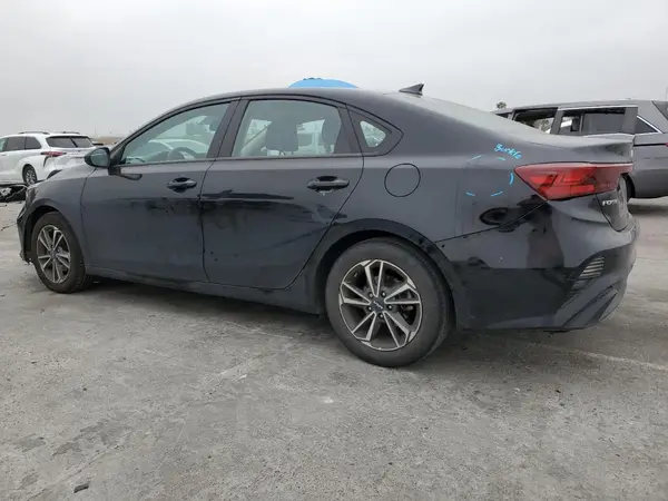 3KPF24AD1PE570071 2023 KIA FORTE - Image 2