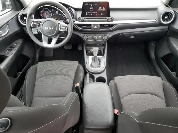 3KPF24AD1PE570071 2023 KIA FORTE - Image 8