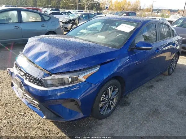 3KPF24AD1PE571382 2023 KIA FORTE - Image 2