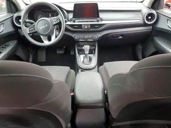 3KPF24AD1PE571446 2023 KIA FORTE - Image 8