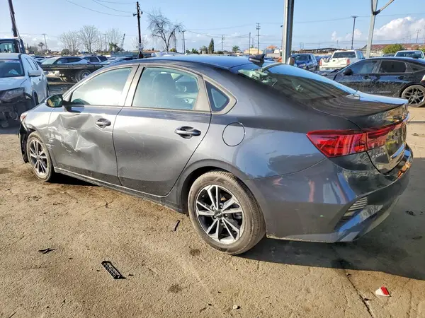 3KPF24AD1PE573732 2023 KIA FORTE - Image 2