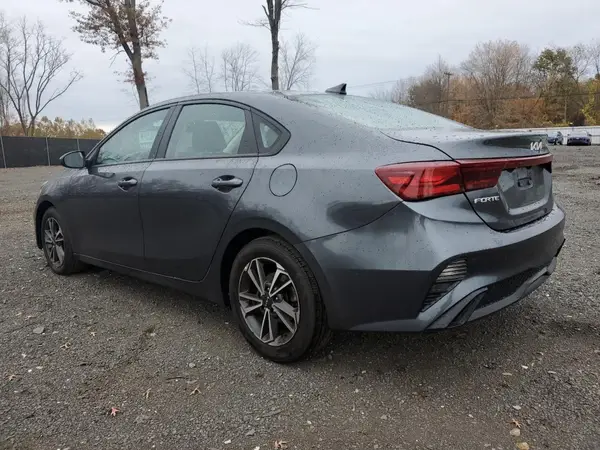 3KPF24AD1PE574475 2023 KIA FORTE - Image 2
