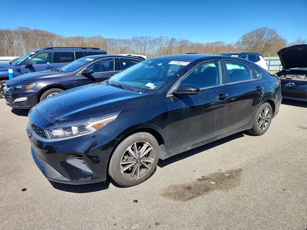 3KPF24AD1PE575805 2023 KIA FORTE - Image 1